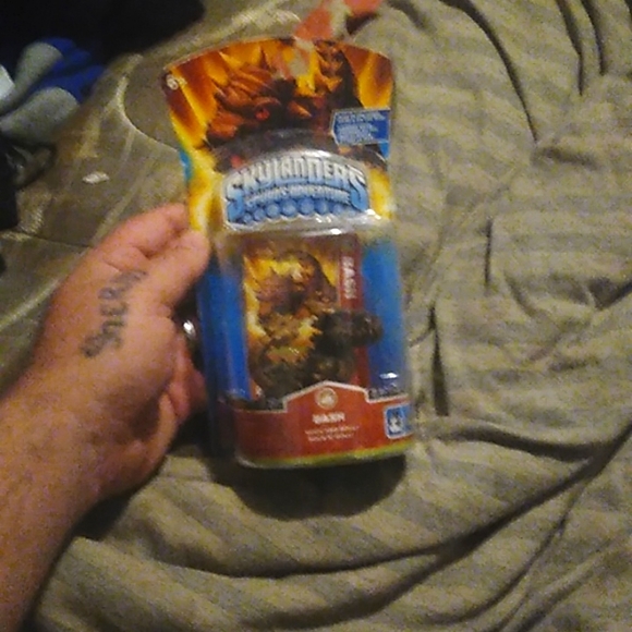 2011 Skylanders spyros adventure - Picture 1 of 8